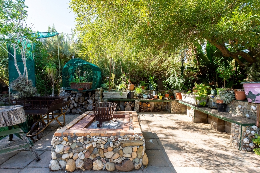 4 Bedroom Property for Sale in Laaiplek Western Cape